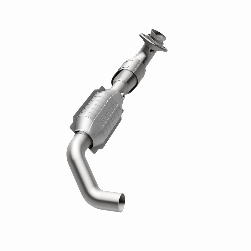 MagnaFlow Exhaust Products 49705 OEM Grade Direct-Fit Catalytic Converter for Select Ford F-150, Lincoln Mark LT