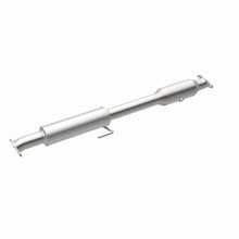 Load image into Gallery viewer, MagnaFlow Exhaust Products 5561133 California CARB Direct-Fit Catalytic Converter for Select Hyundai Sonata, Kia Optima