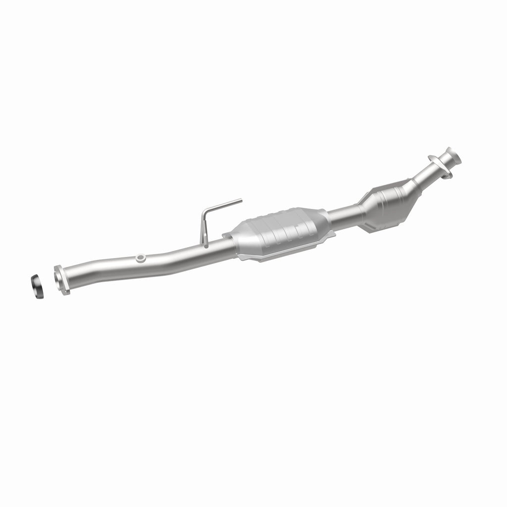 MagnaFlow Exhaust Products 51733 OEM Grade Direct-Fit Catalytic Converter for Select Ford Ranger, Mazda B2500