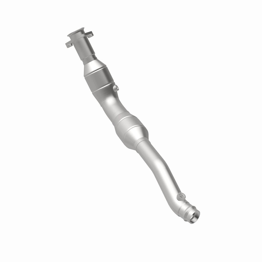 MagnaFlow Exhaust Products 21-717 OEM Grade Direct-Fit Catalytic Converter for Select Land Rover LR4