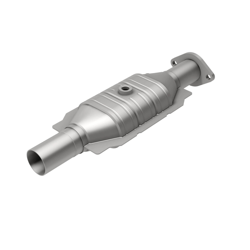 MagnaFlow Exhaust Products 51288 OEM Grade Direct-Fit Catalytic Converter for Select Ford Fusion, Mercury Milan