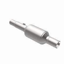 Load image into Gallery viewer, MagnaFlow Exhaust Products 3391226 California CARB Direct-Fit Catalytic Converter for Select Jeep Grand Cherokee