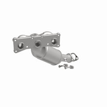 Load image into Gallery viewer, MagnaFlow Exhaust Products 49763 OEM Grade Manifold Catalytic Converter for Select BMW 128i, BMW 325i, BMW 325xi, BMW 328i, BMW 328i xDrive, BMW 328xi, BMW 330i, BMW 330xi, BMW X3, BMW X5