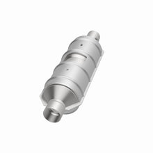 Load image into Gallery viewer, MagnaFlow Exhaust Products 55400 HM Grade Universal Catalytic Converter for Select Ford E-150, Ford E-150 Club Wagon, Ford E-150 Econoline, Ford E-150 Econoline Club Wagon, Ford E-250, Ford E-250 Econoline, Ford E-350 Club Wagon, Ford E-350 Econoline,