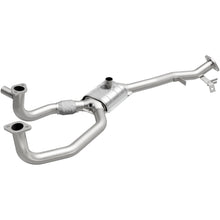 Load image into Gallery viewer, MagnaFlow Exhaust Products 337866 California CARB Direct-Fit Catalytic Converter for Select Subaru GL, Subaru Standard