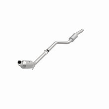 Load image into Gallery viewer, MagnaFlow Exhaust Products 5561919 California CARB Direct-Fit Catalytic Converter for Select Mercedes-Benz C300, Mercedes-Benz C350, Mercedes-Benz E350