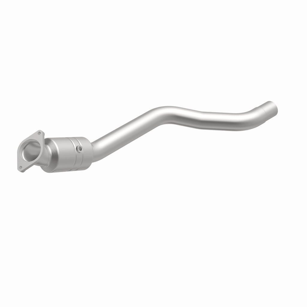 MagnaFlow Exhaust Products 52479 OEM Grade Direct-Fit Catalytic Converter for Select Dodge Challenger, Dodge Charger
