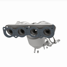 Load image into Gallery viewer, MagnaFlow Exhaust Products 22-235 OEM Grade Manifold Catalytic Converter for Select Hyundai Tucson