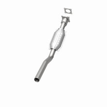 Load image into Gallery viewer, MagnaFlow Exhaust Products 4481274 California CARB Direct-Fit Catalytic Converter for Select Chrysler Cirrus, Chrysler Sebring, Dodge Stratus