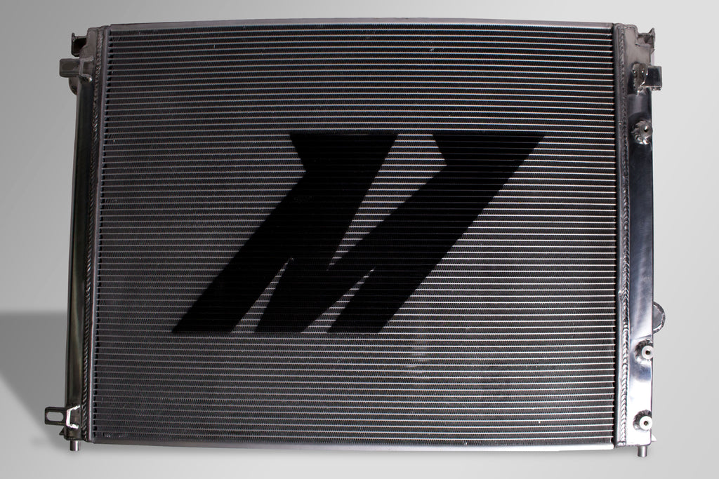 Mishimoto MMRAD-SRT-15 for Select Chrysler 300, Dodge Challenger, Dodge Charger, Dodge Magnum