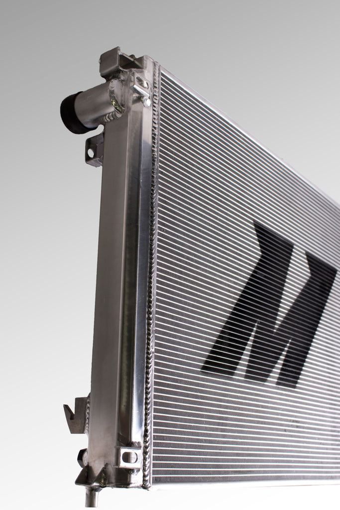 Mishimoto MMRAD-SRT-15 for Select Chrysler 300, Dodge Challenger, Dodge Charger, Dodge Magnum