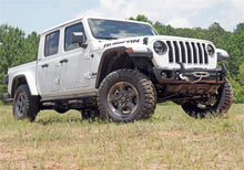 Load image into Gallery viewer, Superlift 40051 2.5in. Jeep Leveling Kit-20-25 Gladiator JT 4WD including Rubicon (non-Overland) for Select Jeep Gladiator