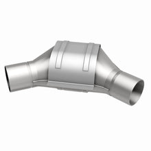 Load image into Gallery viewer, MagnaFlow Exhaust Products 51186 OEM Grade Universal Catalytic Converter for Select Ford Expedition, Ford F-150, Ford F-250