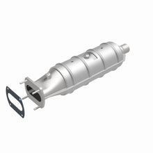 Load image into Gallery viewer, MagnaFlow Exhaust Products 339202 California CARB Direct-Fit Catalytic Converter for Select Ford E-250 Econoline, Ford E-250 Econoline Club Wagon, Ford E-350 Econoline, Ford E-350 Econoline Club Wagon, Ford F-250, Ford F-350