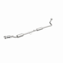 Load image into Gallery viewer, MagnaFlow Exhaust Products 280376 OEM Grade Direct-Fit Catalytic Converter for Select Nissan Kicks, Nissan Versa