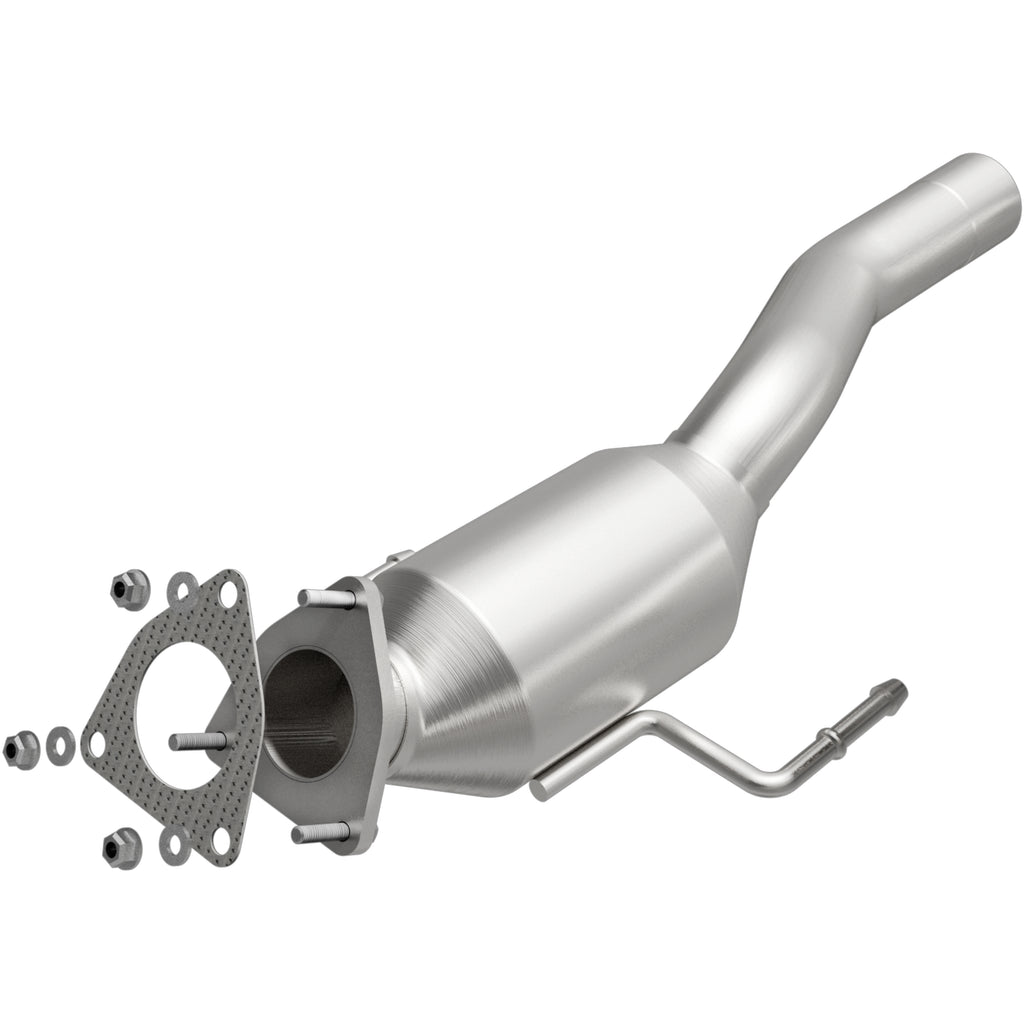 MagnaFlow Exhaust Products 51979 OEM Grade Direct-Fit Catalytic Converter for Select Porsche Cayenne, Volkswagen Touareg