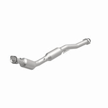 Load image into Gallery viewer, MagnaFlow Exhaust Products 551112 California CARB Direct-Fit Catalytic Converter for Select Ford Ranger