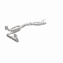 Load image into Gallery viewer, MagnaFlow Exhaust Products 93423 Standard Grade Direct-Fit Catalytic Converter for Select Ford E-150 Econoline, Ford E-150 Econoline Club Wagon