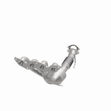 Load image into Gallery viewer, MagnaFlow Exhaust Products 51153 OEM Grade Manifold Catalytic Converter for Select Ford Focus