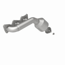 Load image into Gallery viewer, MagnaFlow Exhaust Products 51072 OEM Grade Manifold Catalytic Converter for Select Kia Borrego