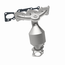 Load image into Gallery viewer, MagnaFlow Exhaust Products 51201 OEM Grade Manifold Catalytic Converter for Select Hyundai Santa Fe, Hyundai Veracruz