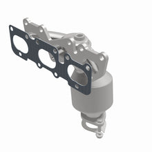 Load image into Gallery viewer, MagnaFlow Exhaust Products 51685 OEM Grade Manifold Catalytic Converter for Select Hyundai Azera, Hyundai Entourage, Hyundai Sonata, Kia Sedona
