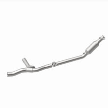 Load image into Gallery viewer, MagnaFlow Exhaust Products 4651610 California CARB Direct-Fit Catalytic Converter for Select Dodge Ram