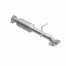 Load image into Gallery viewer, MagnaFlow Exhaust Products 3391669 California CARB Direct-Fit Catalytic Converter for Select Kia Sportage