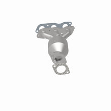 Load image into Gallery viewer, MagnaFlow Exhaust Products 51772 OEM Grade Manifold Catalytic Converter for Select Mitsubishi Outlander