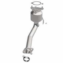 Load image into Gallery viewer, MagnaFlow Exhaust Products 452098 California CARB Direct-Fit Catalytic Converter for Select Suzuki Aerio