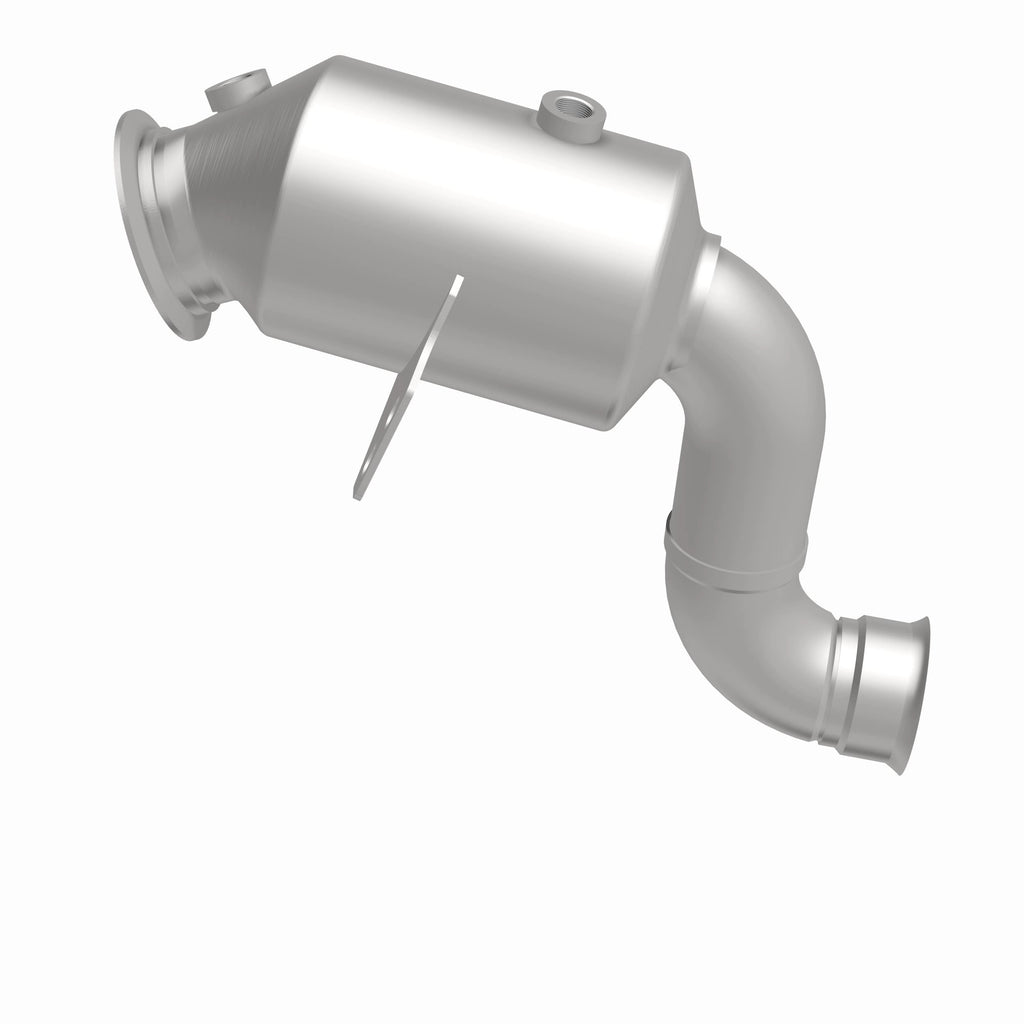 MagnaFlow Exhaust Products 21-504 OEM Grade Direct-Fit Catalytic Converter for Select Mercedes-Benz C300, Mercedes-Benz E300, Mercedes-Benz GLC300, Mercedes-Benz GLC350e, Mercedes-Benz SLC300, Mercedes-Benz SLK300
