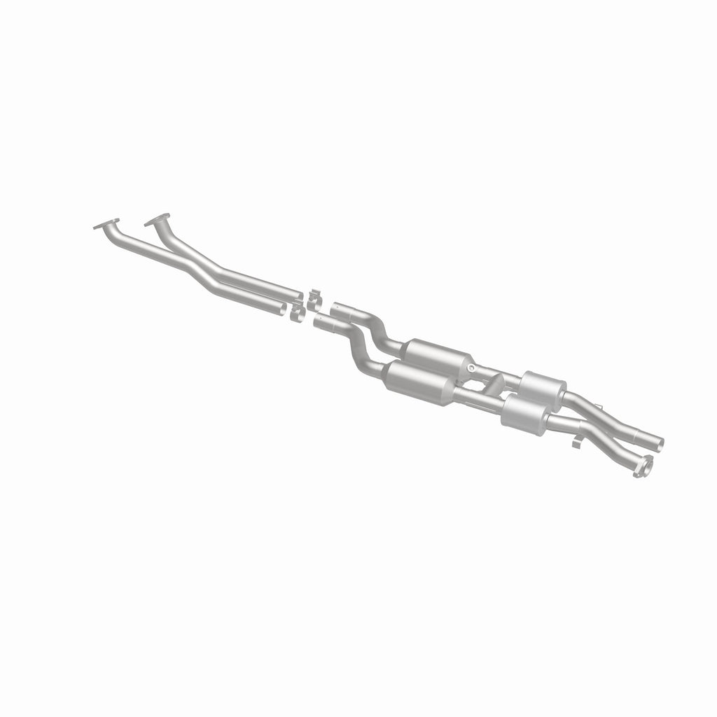 MagnaFlow Exhaust Products 4481664 California CARB Direct-Fit Catalytic Converter for Select BMW 328i, BMW 328is, BMW M3