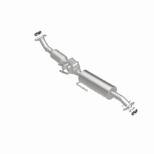 Load image into Gallery viewer, MagnaFlow Exhaust Products 280468 OEM Grade Direct-Fit Catalytic Converter for Select Toyota Prius, Toyota Prius AWD-e, Toyota Prius Prime