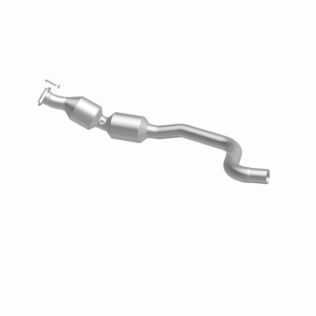 MagnaFlow Exhaust Products 21-536 OEM Grade Direct-Fit Catalytic Converter for Select Land Rover Range Rover, Land Rover Range Rover Sport