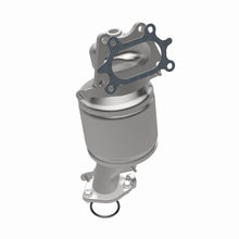 Load image into Gallery viewer, MagnaFlow Exhaust Products 5582741 California CARB Manifold Catalytic Converter for Select Acura MDX, Honda Odyssey, Honda Pilot, Honda Ridgeline