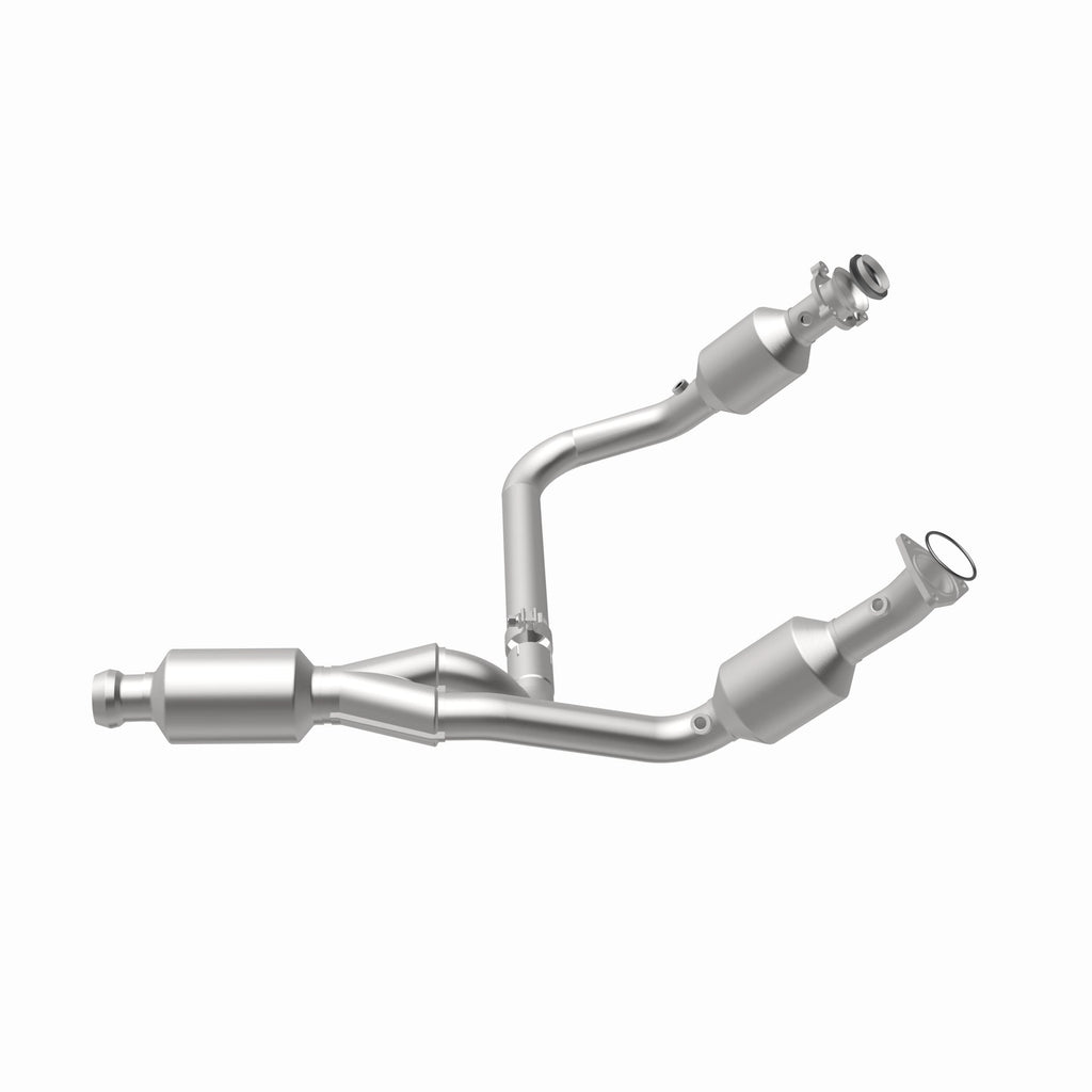 MagnaFlow Exhaust Products 5582642 California CARB Direct-Fit Catalytic Converter for Select Chevrolet Silverado 1500, Chevrolet Suburban, Chevrolet Tahoe, GMC Sierra 1500, GMC Yukon, GMC Yukon XL