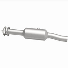 Load image into Gallery viewer, MagnaFlow Exhaust Products 280446 OEM Grade Direct-Fit Catalytic Converter for Select Ford E-450 Super Duty