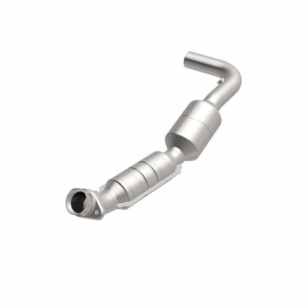 MagnaFlow Exhaust Products 51311 OEM Grade Direct-Fit Catalytic Converter for Select Ford E-150, Ford E-150 Club Wagon, Ford E-250