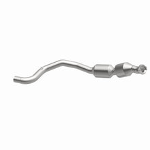 Load image into Gallery viewer, MagnaFlow Exhaust Products 21-535 OEM Grade Direct-Fit Catalytic Converter for Select Land Rover Range Rover, Land Rover Range Rover Sport