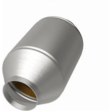 Load image into Gallery viewer, MagnaFlow Exhaust Products 333504 California CARB Universal Catalytic Converter for Select Dodge D100, Dodge D150, Dodge Ram 50, Mazda B2000, Mazda B2200, Mazda B2600, Mitsubishi Mighty Max