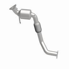 Load image into Gallery viewer, MagnaFlow Exhaust Products 5481947 California CARB Direct-Fit Catalytic Converter for Select Audi Q7, Volkswagen Touareg