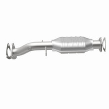Load image into Gallery viewer, MagnaFlow Exhaust Products 23455 HM Grade Direct-Fit Catalytic Converter for Select Chevrolet Blazer, GMC Jimmy, Oldsmobile Bravada
