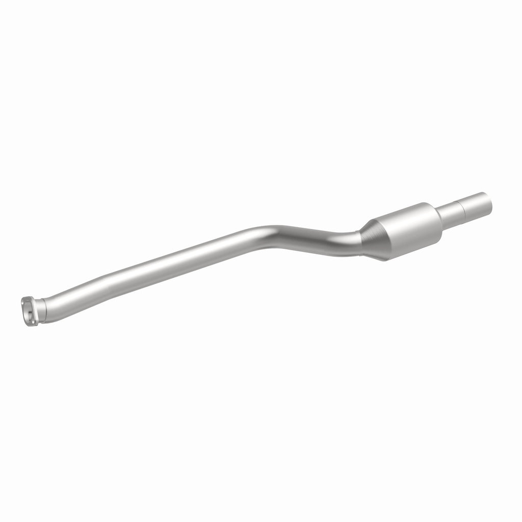 MagnaFlow Exhaust Products 49765 OEM Grade Direct-Fit Catalytic Converter for Select BMW 325i, BMW 325xi, BMW 328i, BMW 328i xDrive, BMW 328xi, BMW 330i, BMW 330xi