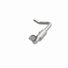 Load image into Gallery viewer, MagnaFlow Exhaust Products 5451651 California CARB Direct-Fit Catalytic Converter for Select Chrysler Aspen, Dodge Durango