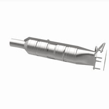 Load image into Gallery viewer, MagnaFlow Exhaust Products 280435 OEM Grade Direct-Fit Catalytic Converter for Select Ford F-53 Motorhome Chassis, Ford F-59 Commercial Stripped Chassis