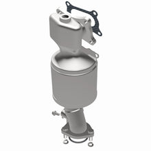 Load image into Gallery viewer, MagnaFlow Exhaust Products 5631898 California CARB Manifold Catalytic Converter for Select Honda Accord