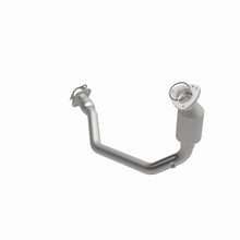 Load image into Gallery viewer, MagnaFlow Exhaust Products 5561619 California CARB Direct-Fit Catalytic Converter for Select Pontiac G6, Saturn Aura