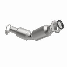 Load image into Gallery viewer, MagnaFlow Exhaust Products 5631455 California CARB Direct-Fit Catalytic Converter for Select Toyota Prius, Toyota Prius Plug-In