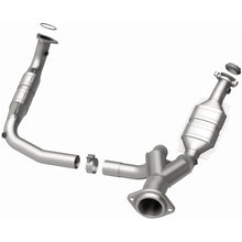 Load image into Gallery viewer, MagnaFlow Exhaust Products 49631 OEM Grade Direct-Fit Catalytic Converter for Select Cadillac Escalade, Cadillac Escalade ESV, Cadillac Escalade EXT, Chevrolet Silverado 1500, Chevrolet Tahoe, GMC Sierra 1500, GMC Yukon, GMC Yukon XL