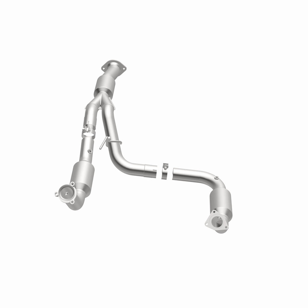 MagnaFlow Exhaust Products 5582812 California CARB Direct-Fit Catalytic Converter for Select Chevrolet Silverado HD, Chevrolet Silverado HD, GMC Sierra HD, GMC Sierra HD